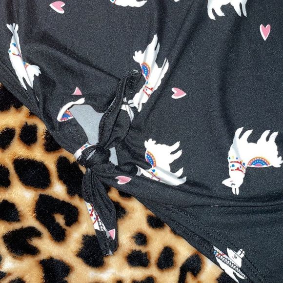 •DG DREAM GIRL• llama blouse tie know front, pink sleeves . Size 14/16 - Picture 3 of 5